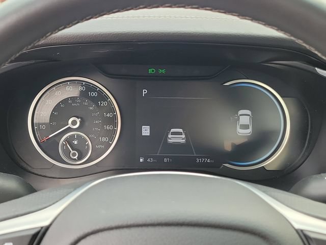 Used 2025 Genesis G70 2.5T AWD/4WD image 23