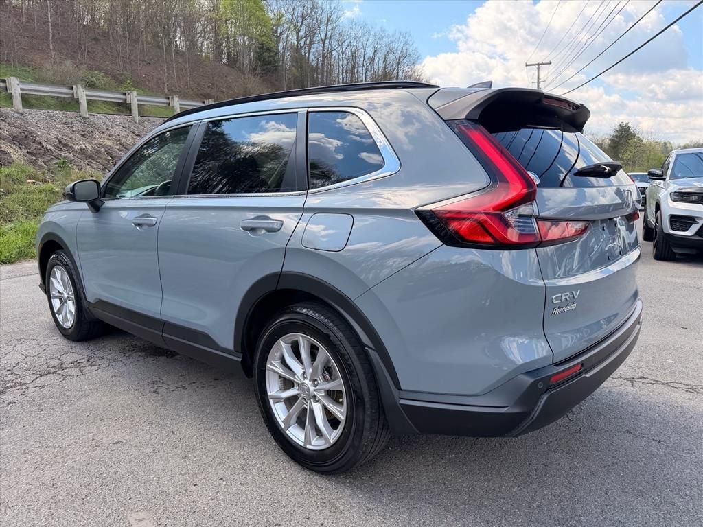 Used 2025 Honda CR-V EX-L image 5