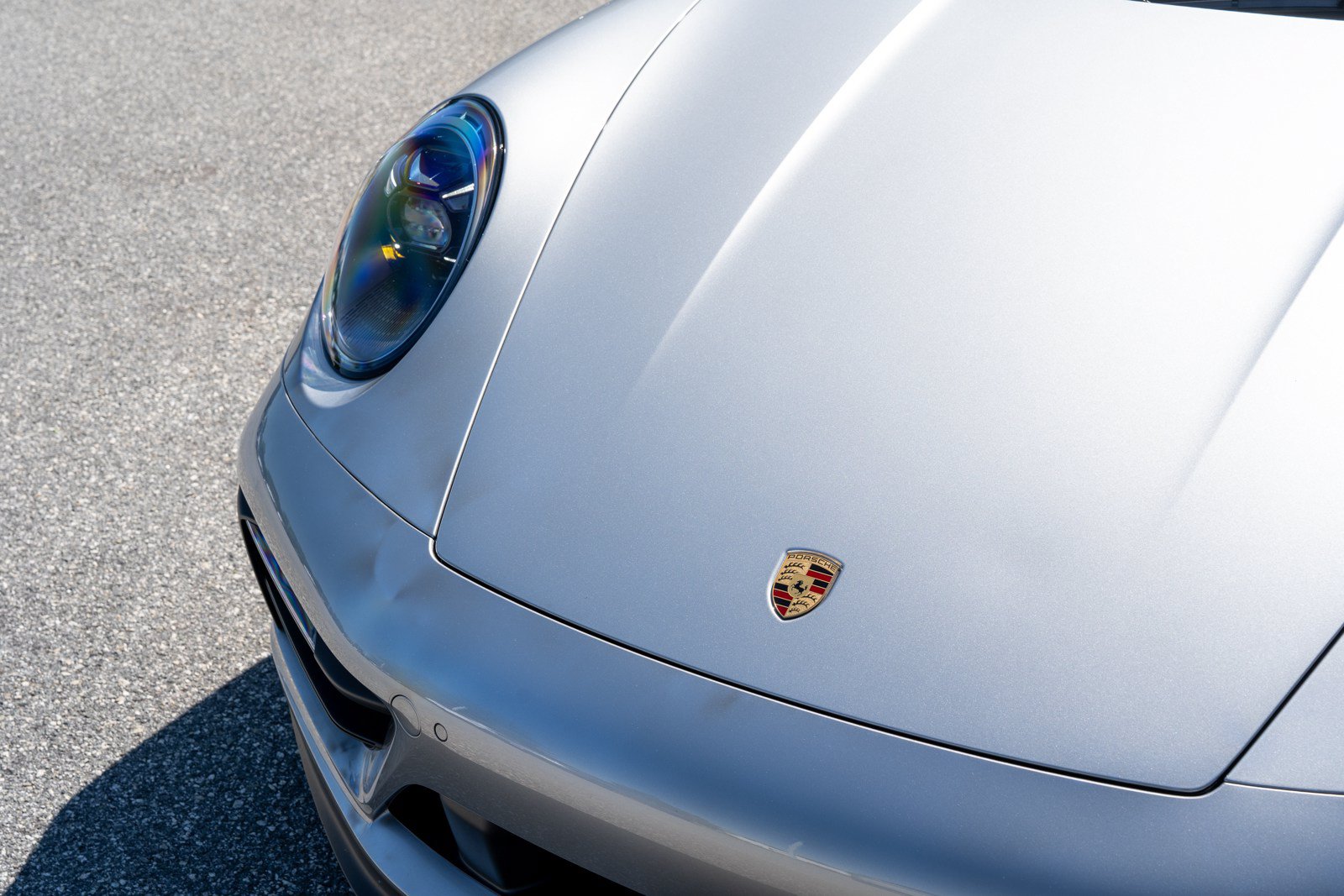 Certified 2024 Porsche 911 Carrera GTS RWD image 19