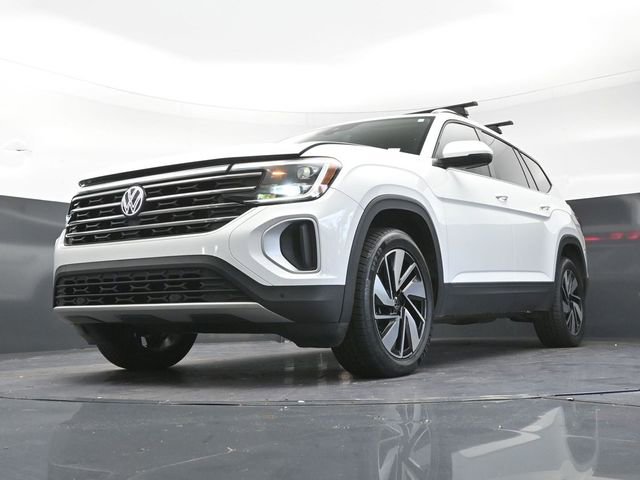 Used 2024 Volkswagen Atlas SE FWD image 32