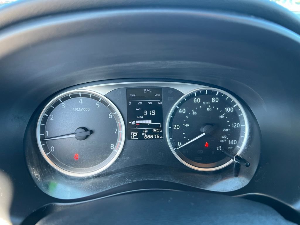 Used 2018 Nissan Kicks S FWD image 41