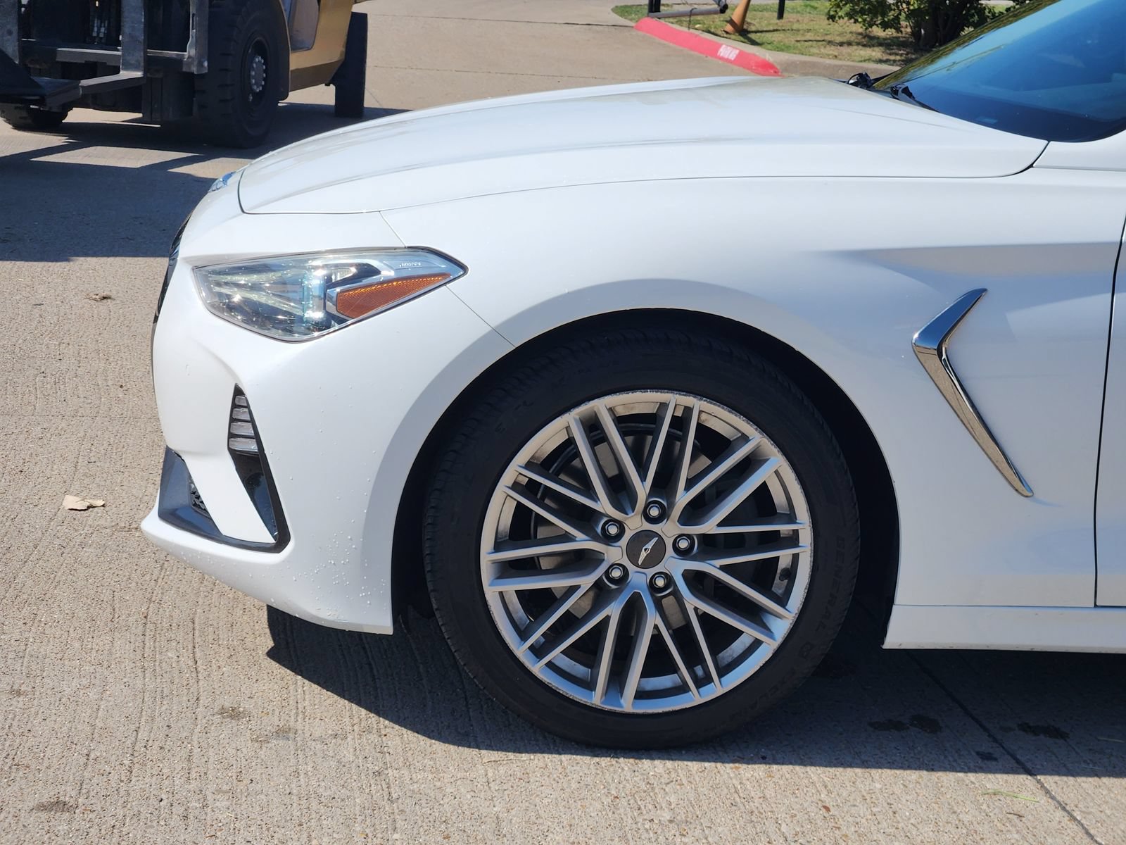 Used 2020 Genesis G70 2.0T w/ Elite Package RWD image 10