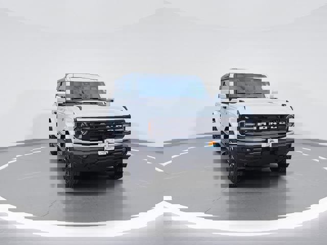 New 2026 Ford Bronco Outer Banks image 2