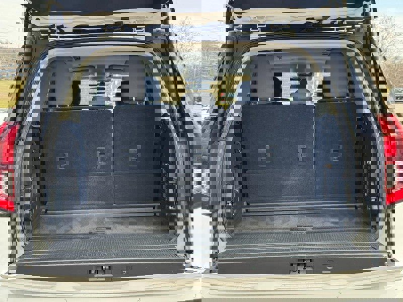 Used 2025 Ford Expedition Active image 5