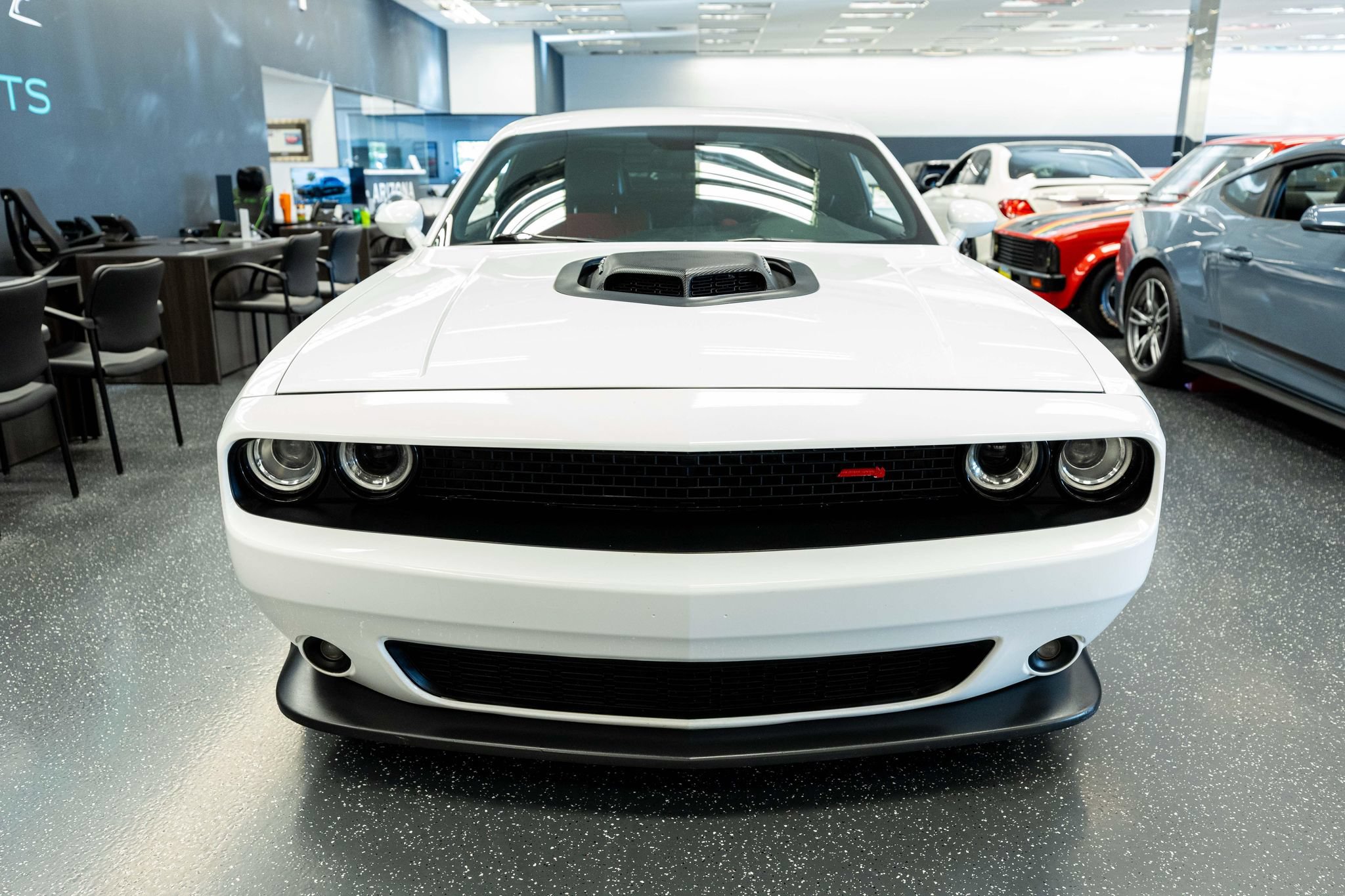 Used 2016 Dodge Challenger R/T Scat Pack RWD image 2