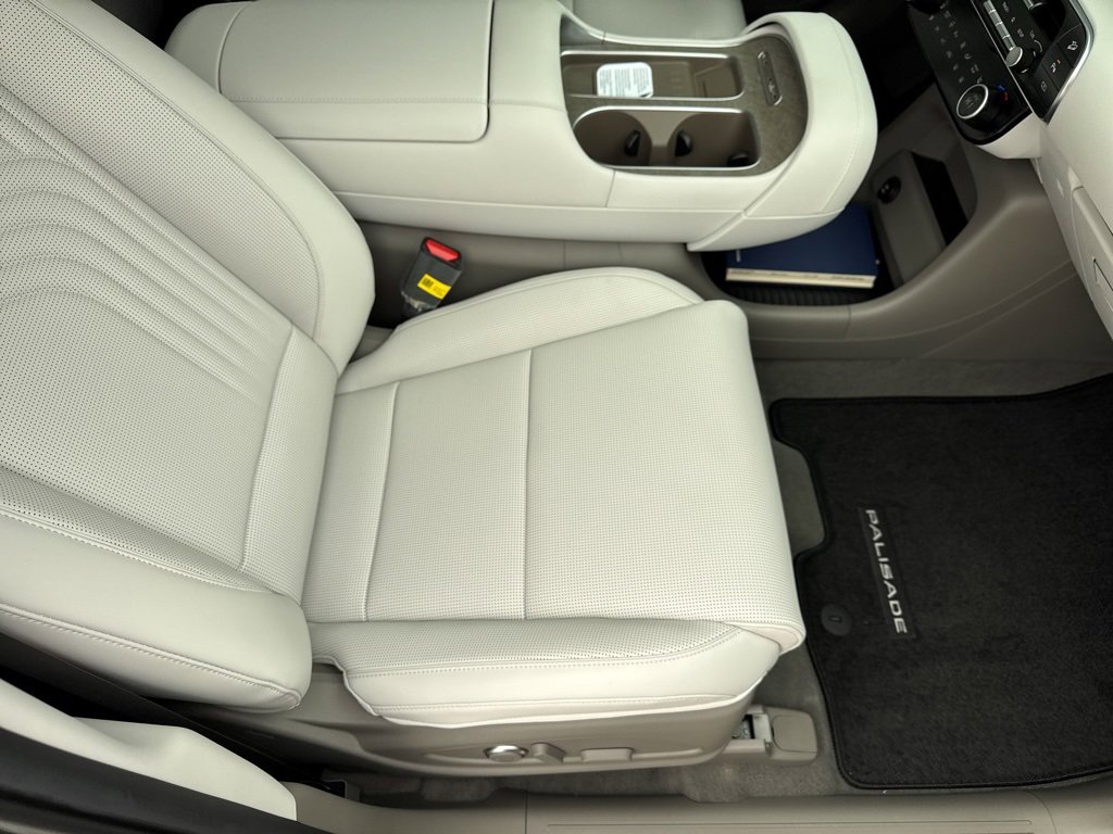 New 2026 Hyundai Palisade SEL Premium image 17