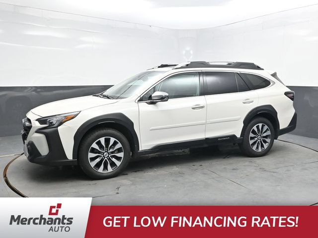 Used 2023 Subaru Outback Touring AWD/4WD image 3