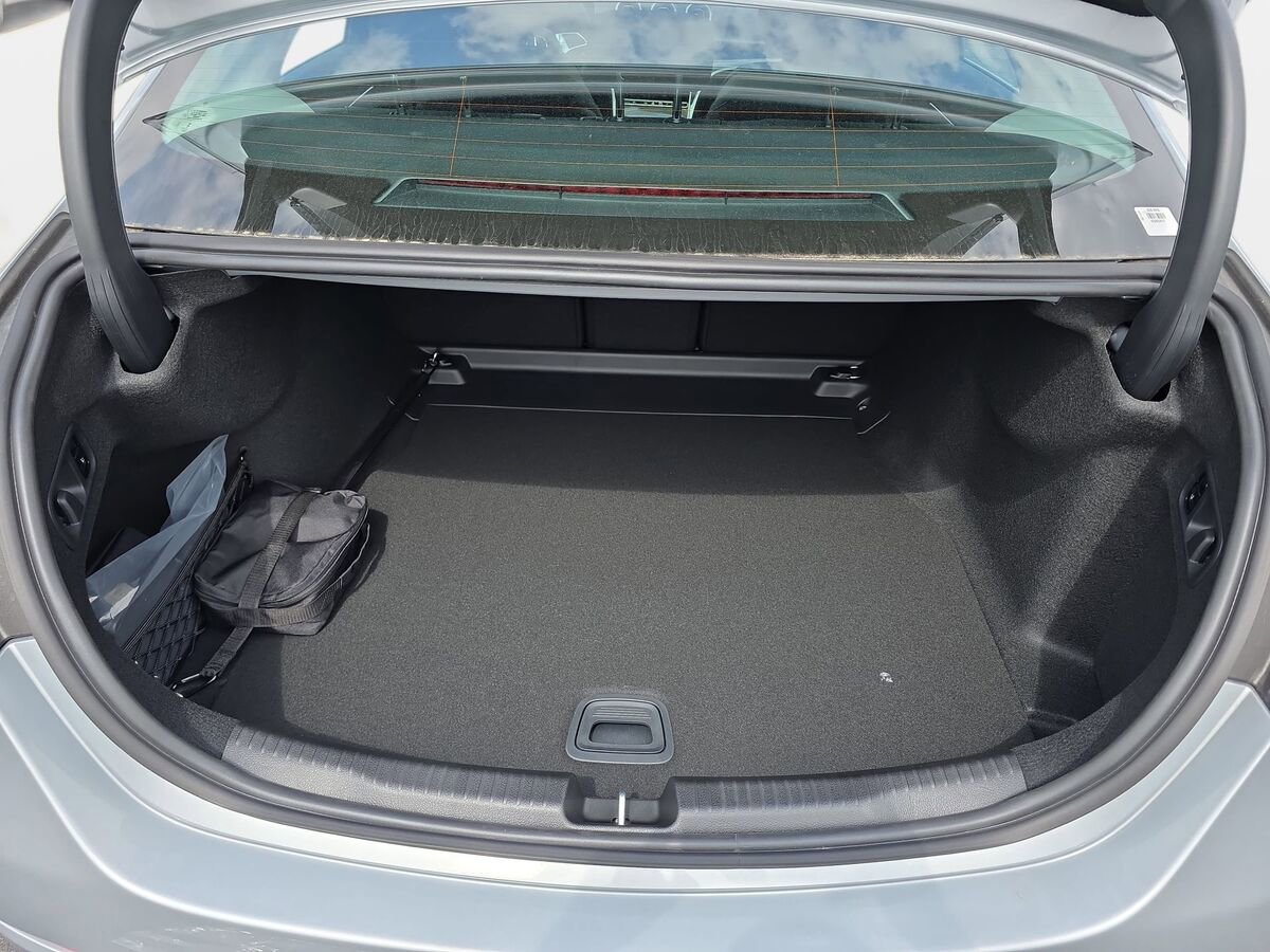 New 2026 Mercedes-Benz C 300 4MATIC Sedan image 12