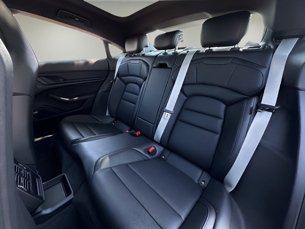Used 2024 Porsche Taycan RWD image 23