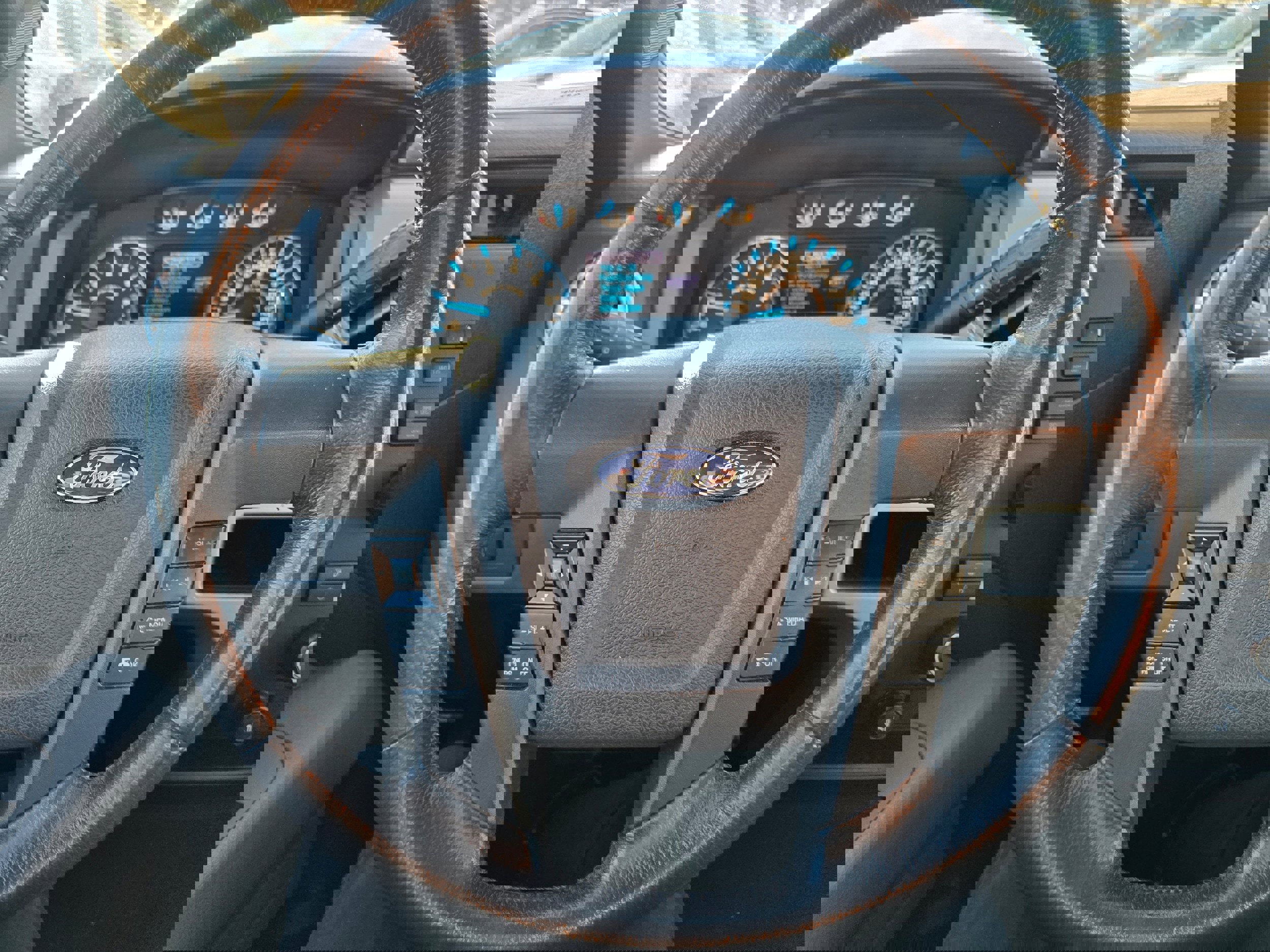 Used 2012 Ford F150 XLT w/ XLT Chrome Pkg image 14