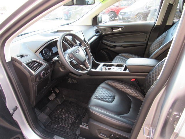 Used 2024 Ford Edge Titanium w/ Equipment Group 301A AWD/4WD image 8