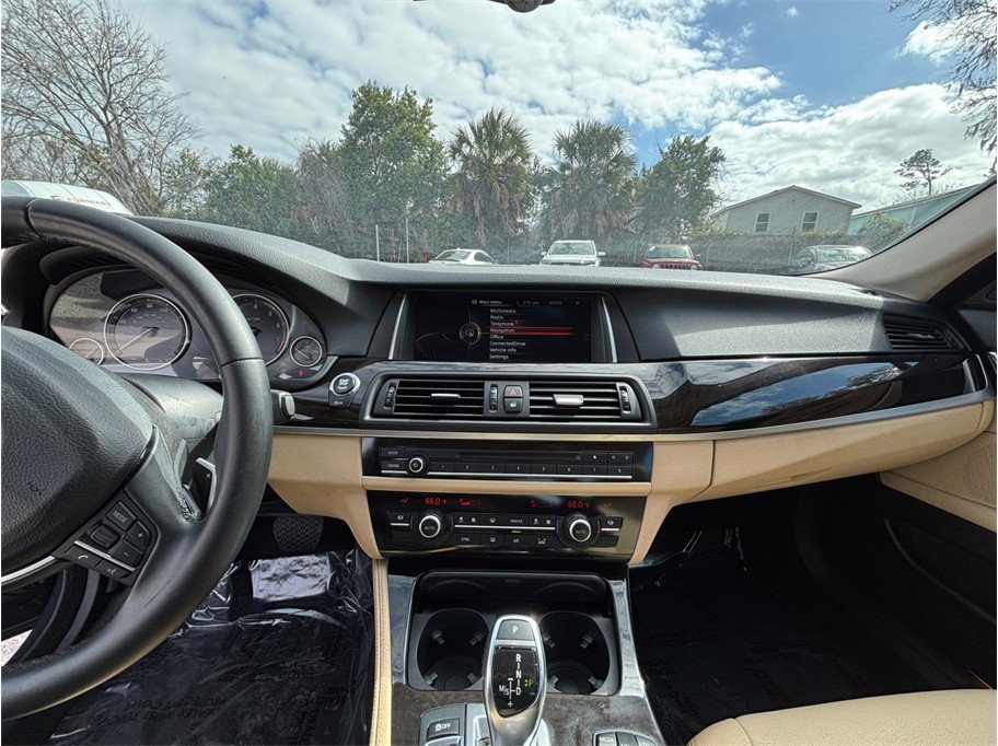 Used 2016 BMW 528i Sedan image 11