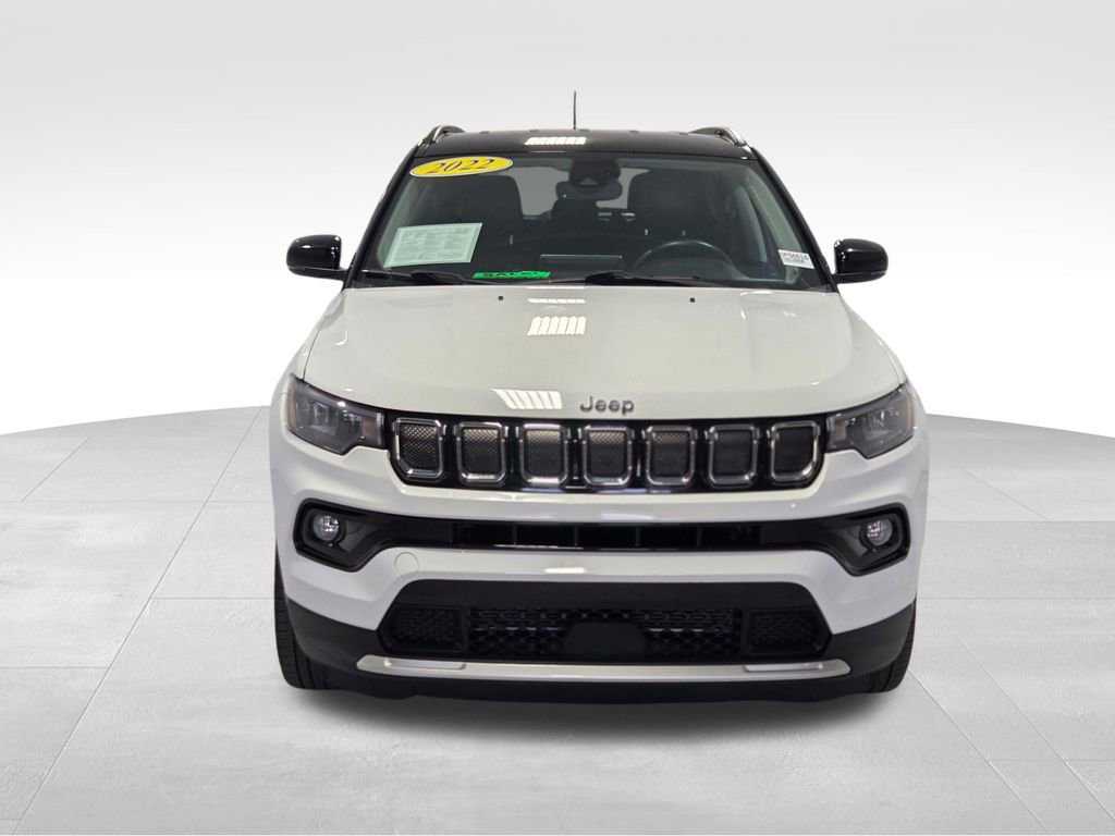 Certified 2022 Jeep Compass Limited AWD/4WD image 17