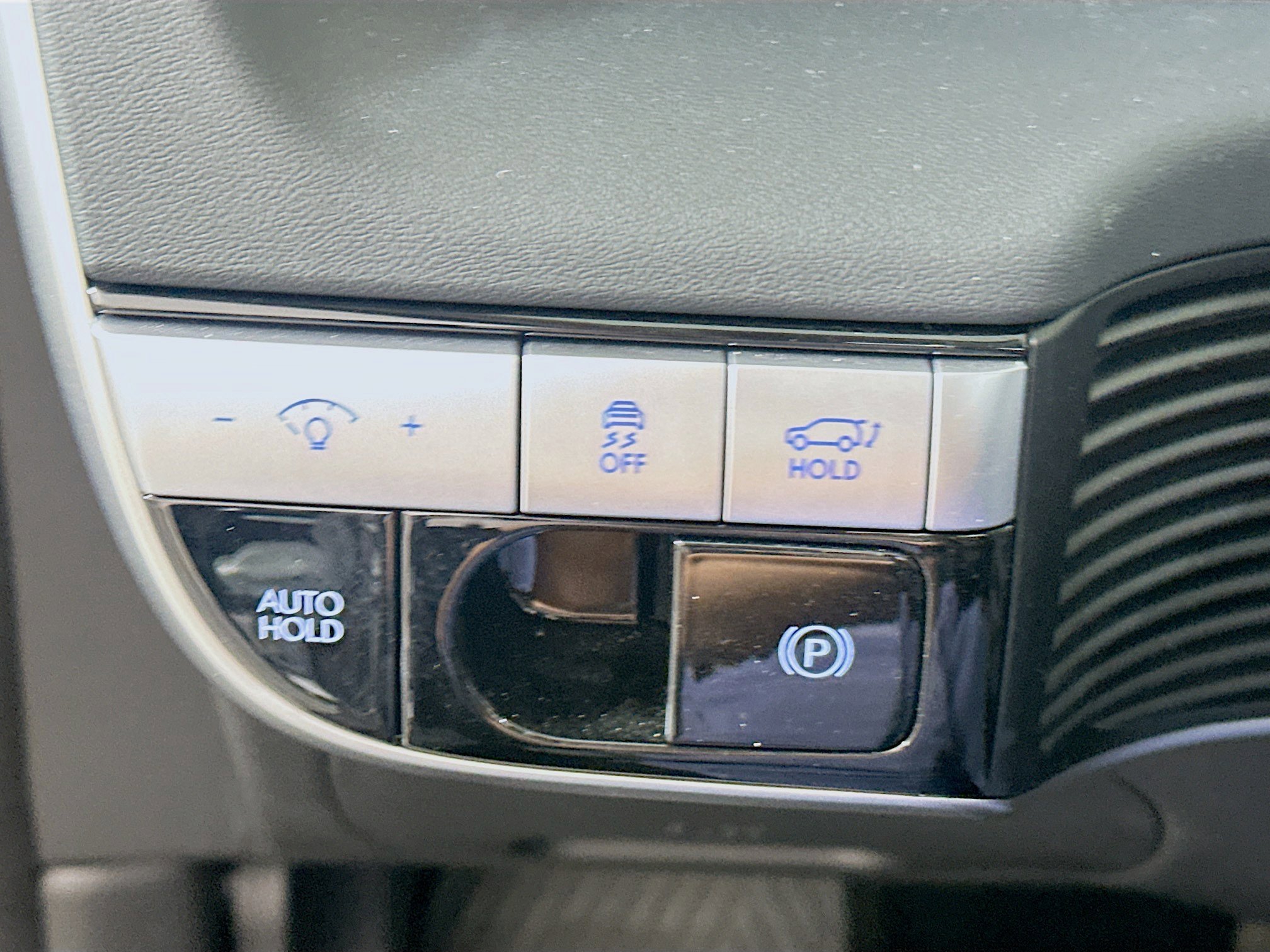 Used 2024 Hyundai Ioniq 5 SEL image 17