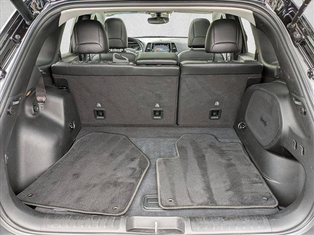 Used 2019 Jeep Cherokee Limited AWD/4WD image 6