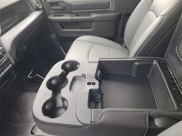 New 2024 RAM 4500 Tradesman image 19