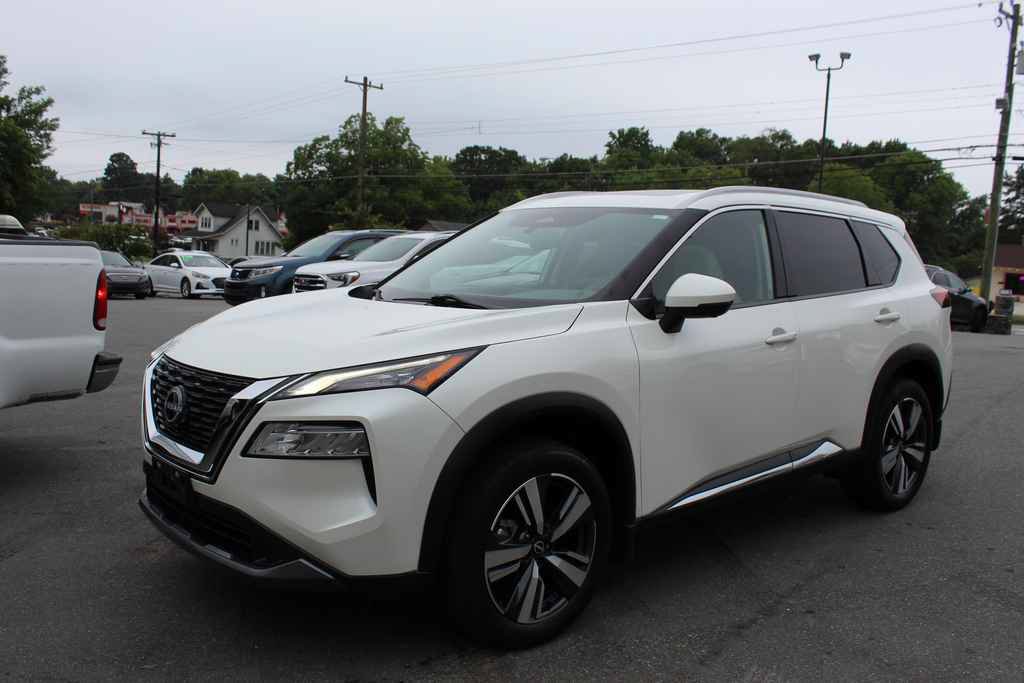 Used 2023 Nissan Rogue SL AWD/4WD image 1
