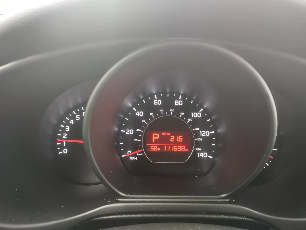 Used 2016 Kia Soul + FWD image 7