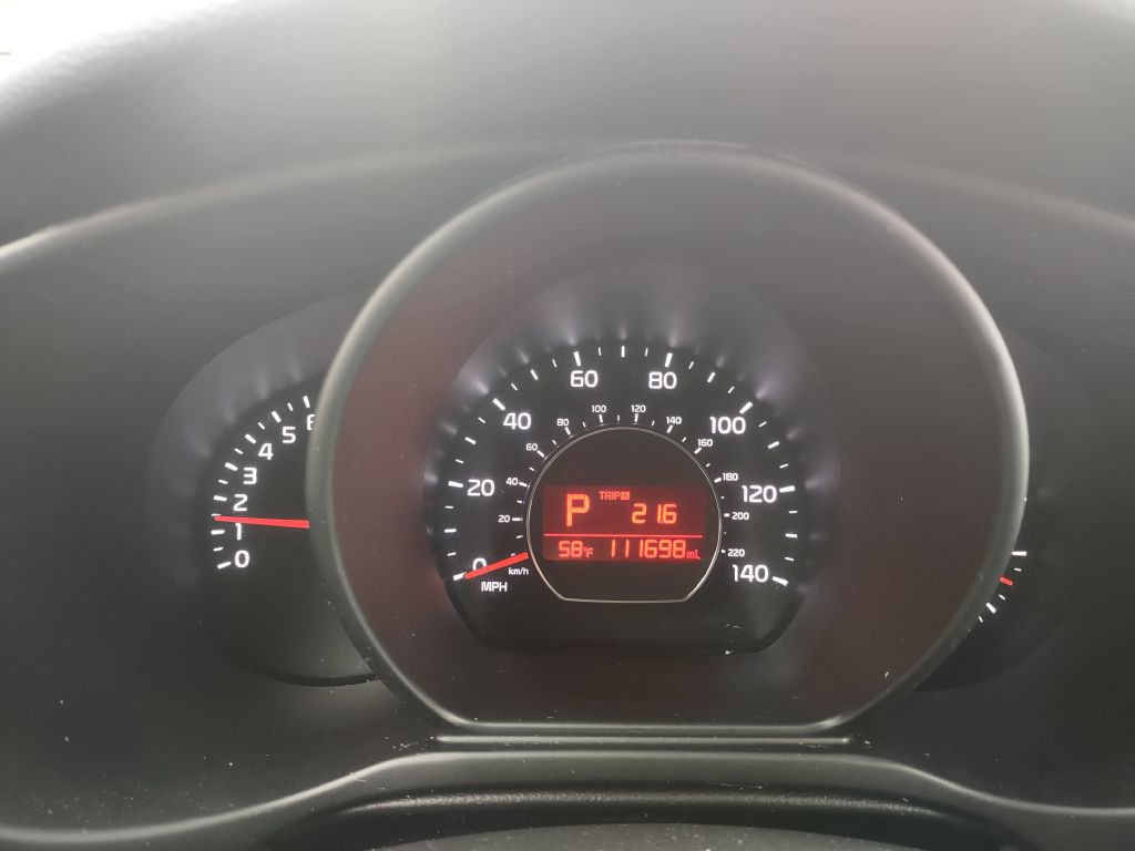 Used 2016 Kia Soul + image 7