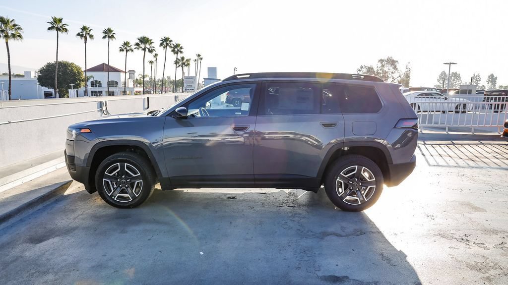 New 2026 Jeep Cherokee Laredo AWD/4WD image 14