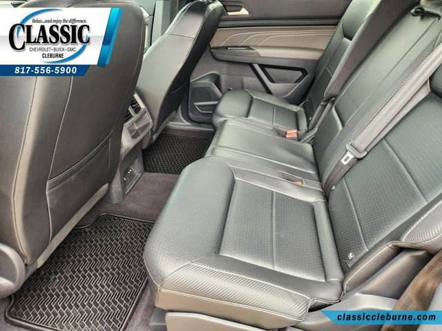 Used 2022 Volkswagen Atlas Cross Sport SE w/ Panoramic Sunroof Package FWD image 29