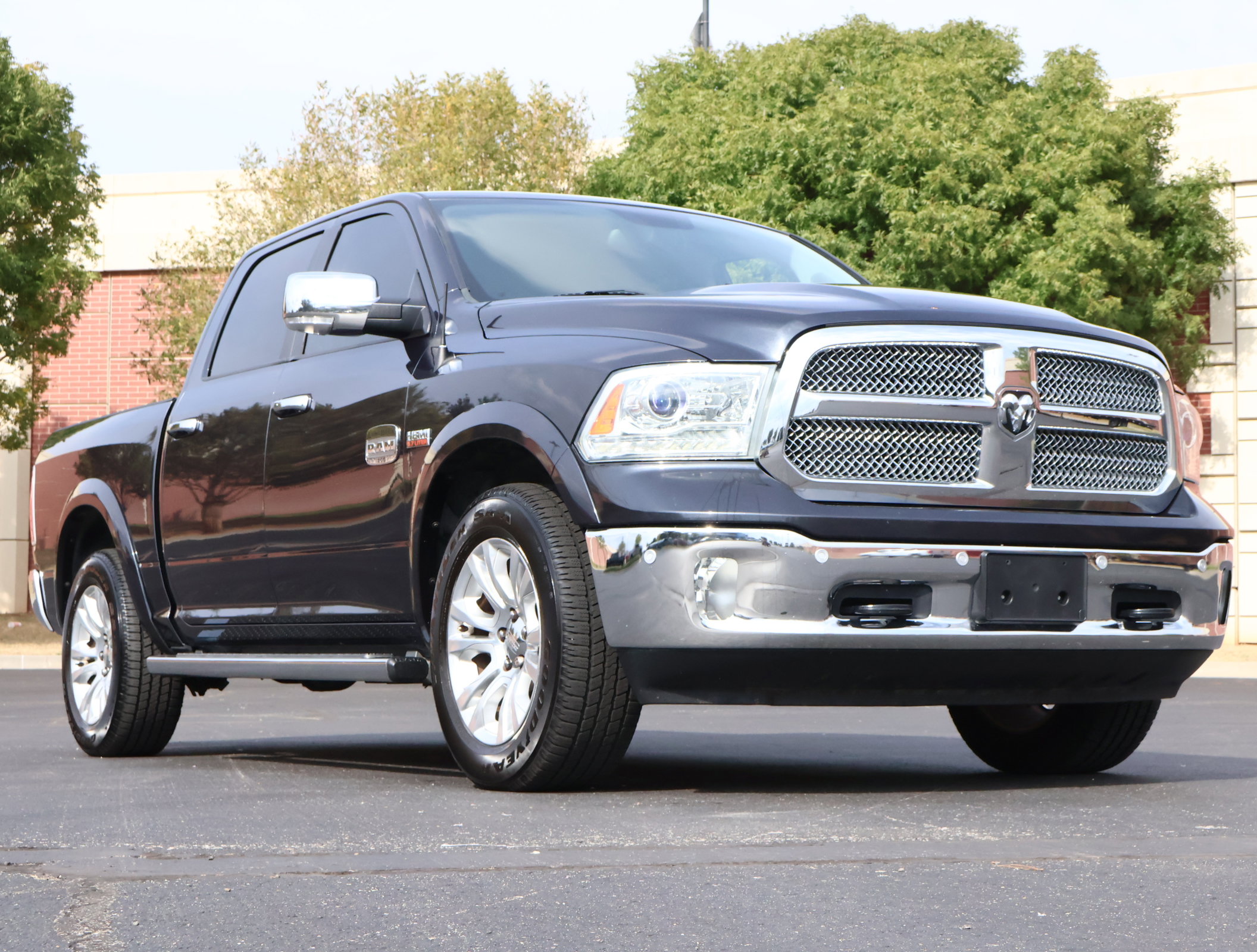 Used 2016 RAM 1500 Laramie Longhorn w/ Convenience Group