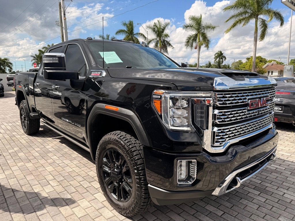 Used 2022 GMC Sierra 3500 Denali w/ Denali Black Diamond Edition