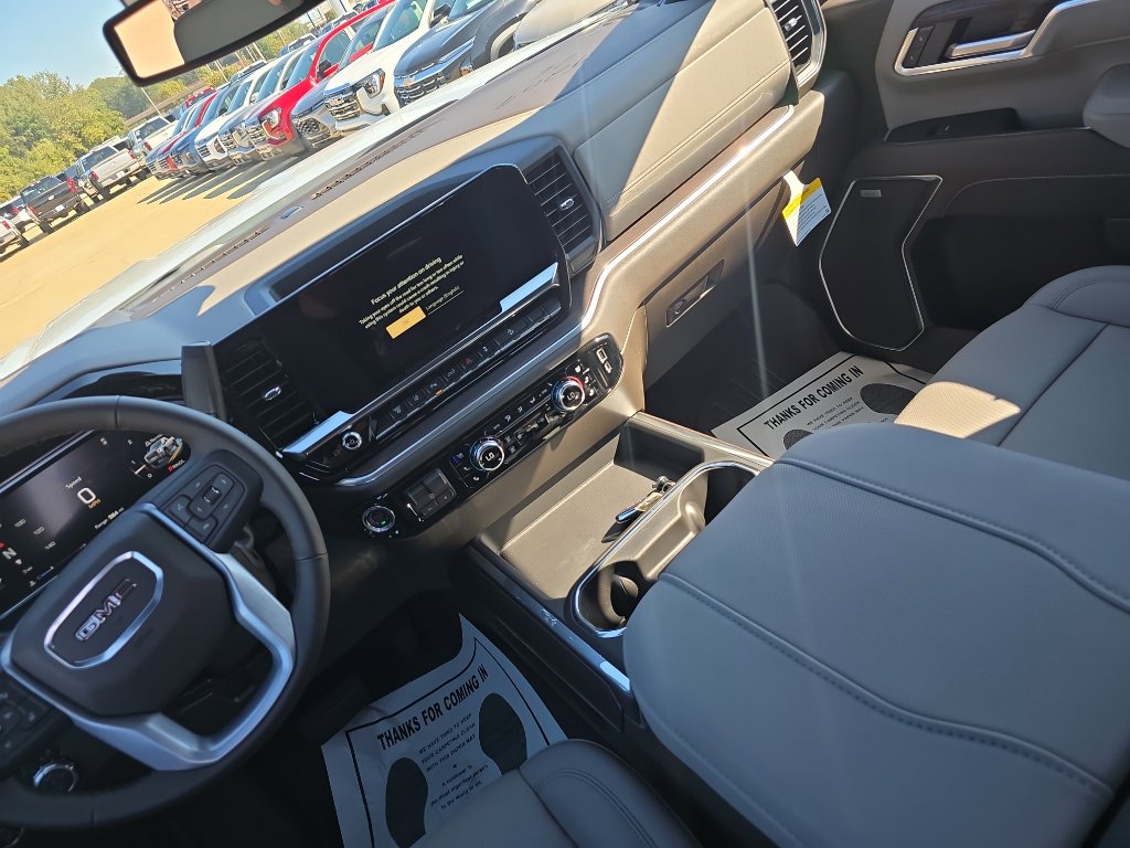 New 2026 GMC Sierra 2500 SLT w/ SLT Premium Package image 10
