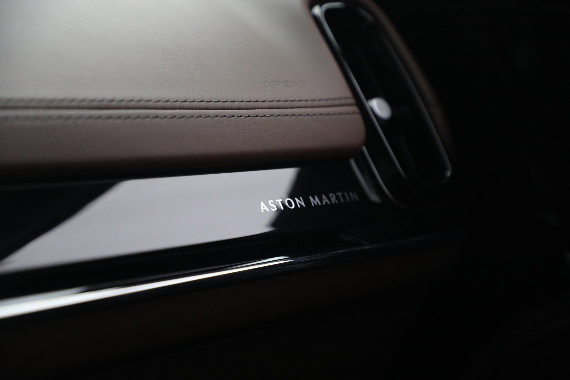 New 2026 Aston Martin DBX S AWD/4WD image 33