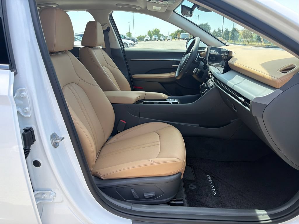 New 2026 Hyundai Sonata Limited FWD image 36