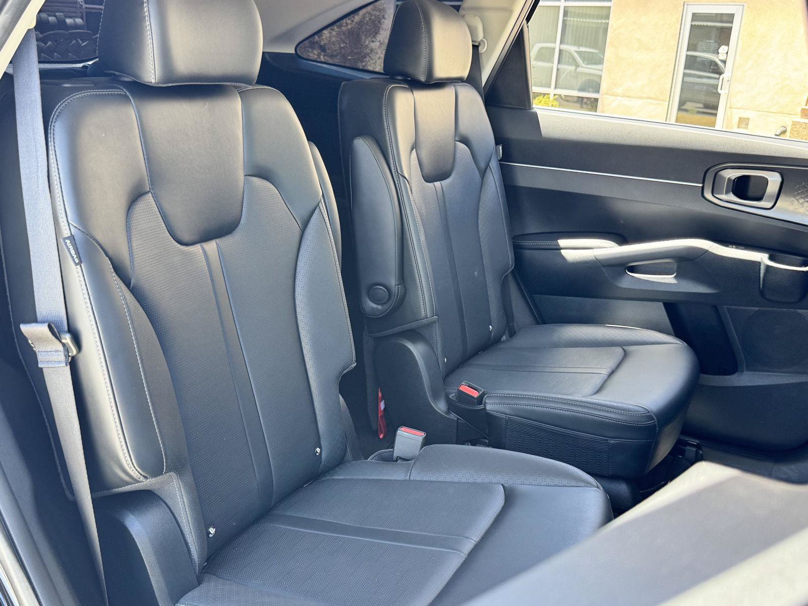 Used 2025 Kia Sorento EX w/ Panoramic Sunroof Package FWD image 62
