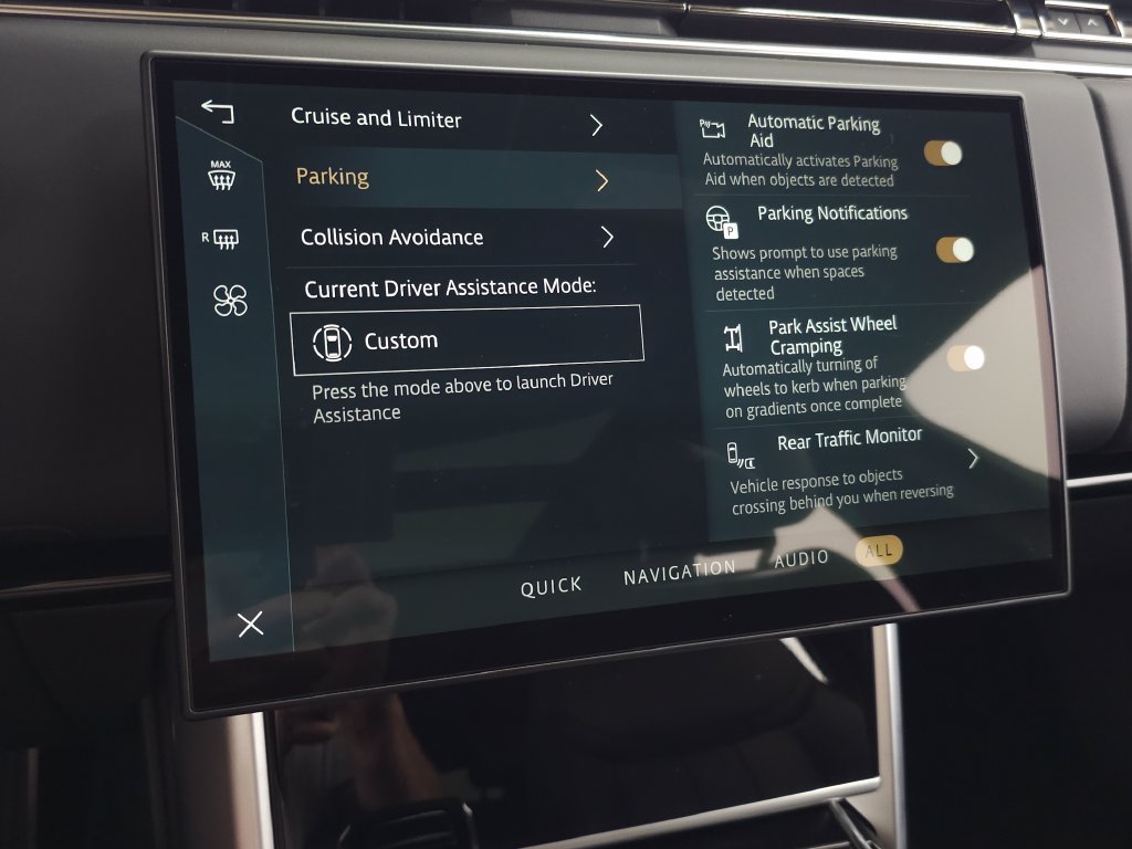 New 2026 Land Rover Range Rover SE AWD/4WD image 31