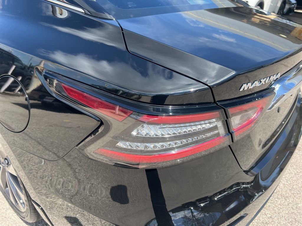 Certified 2023 Nissan Maxima Platinum w/ Sport Mat Group FWD image 34