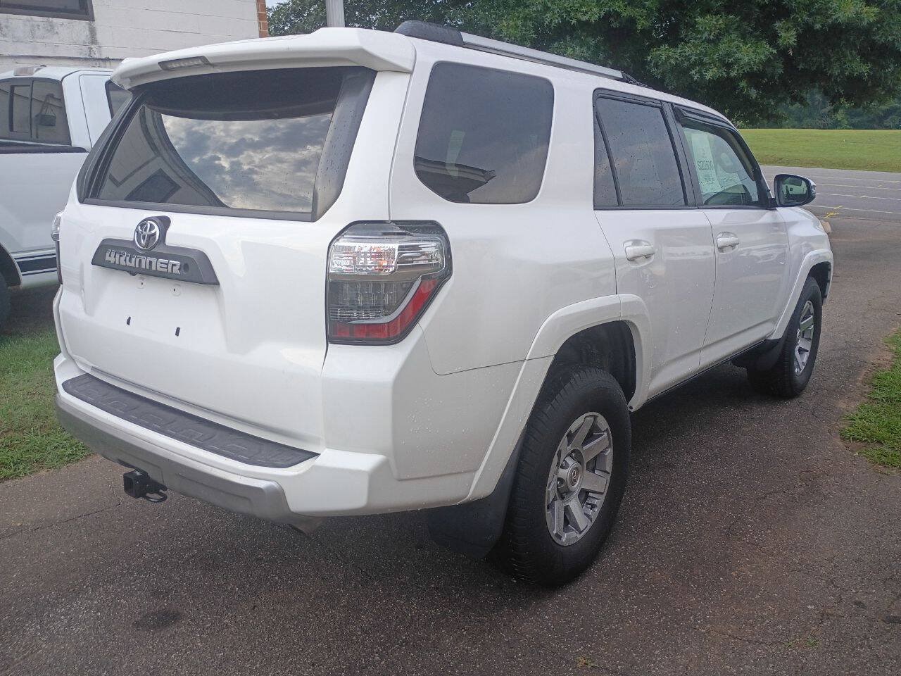 Used 2015 Toyota 4Runner Trail Premium AWD/4WD image 6