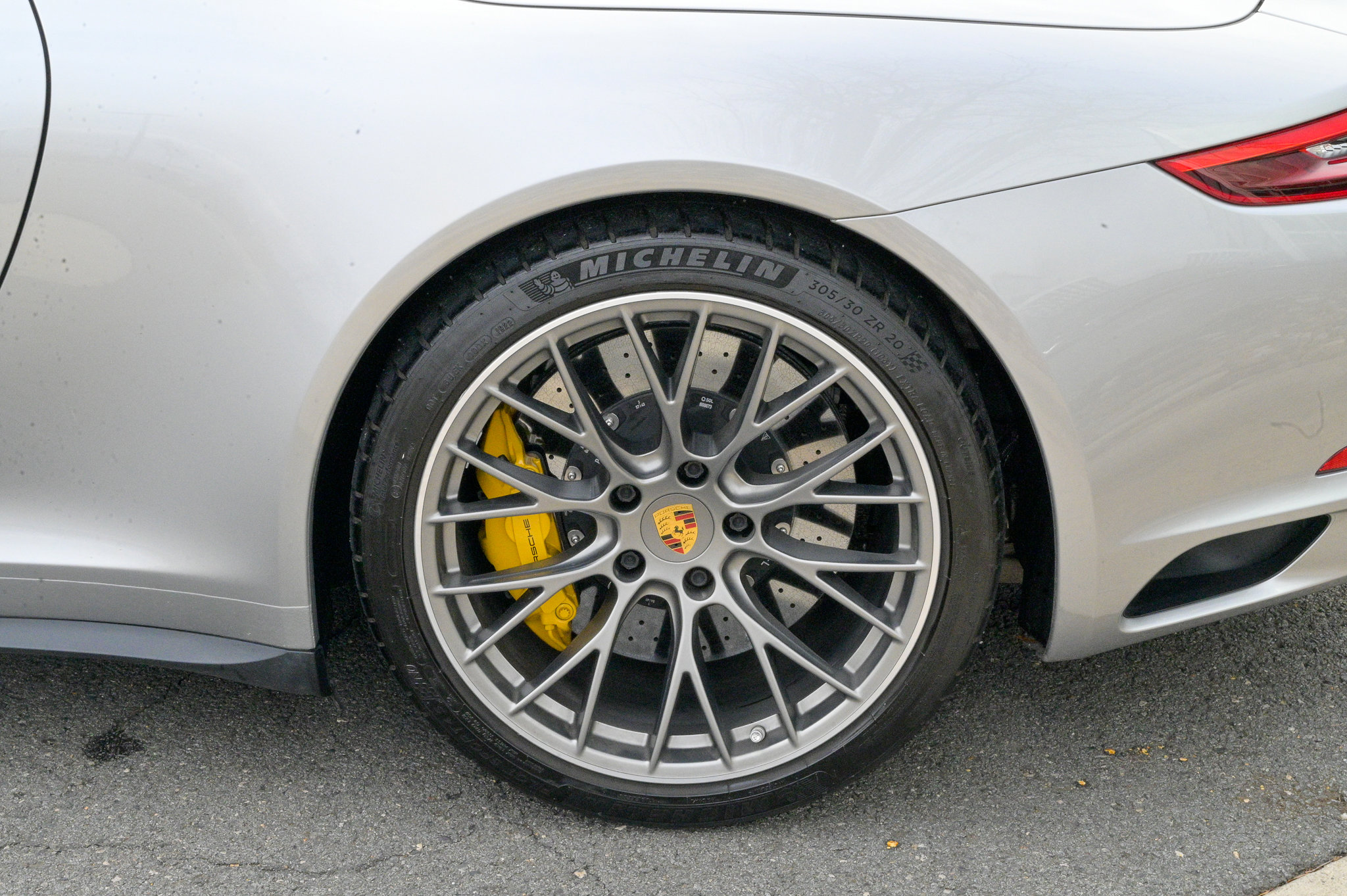 Used 2017 Porsche 911 Carrera 4S image 10