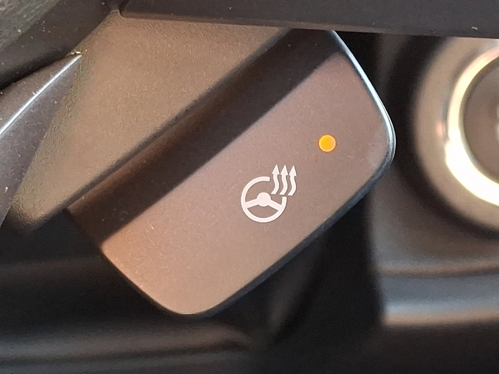 Used 2023 Subaru Outback Limited image 26