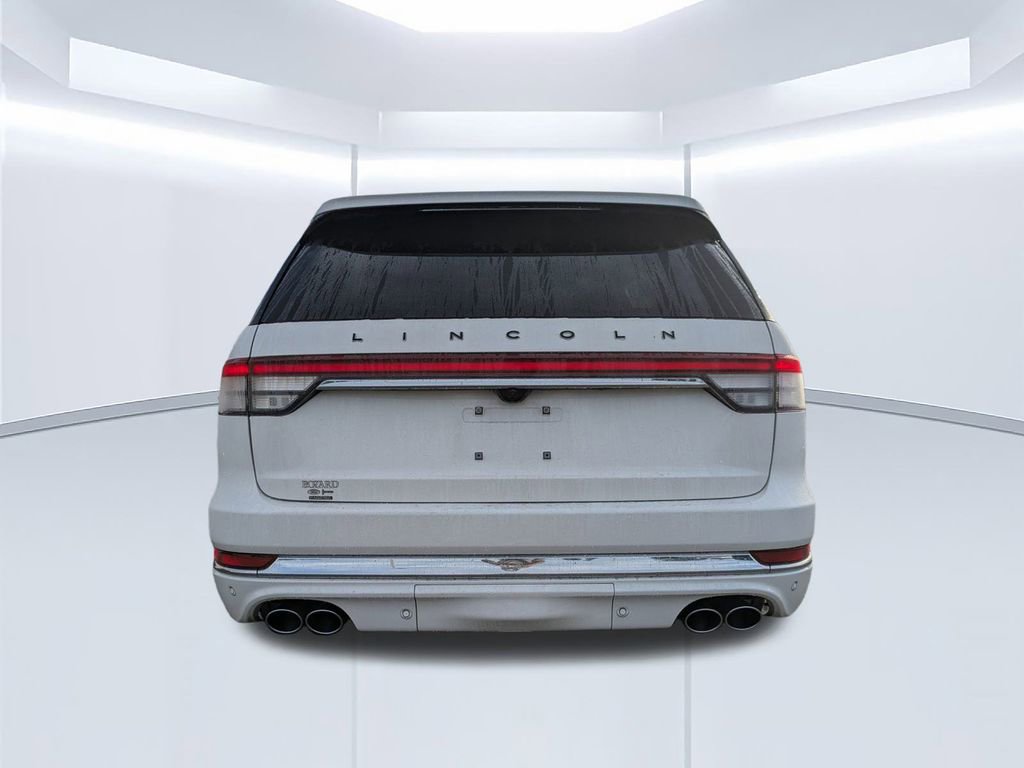 Used 2022 Lincoln Aviator Black Label Grand Touring w/ Class IV Trailer Tow Package image 5