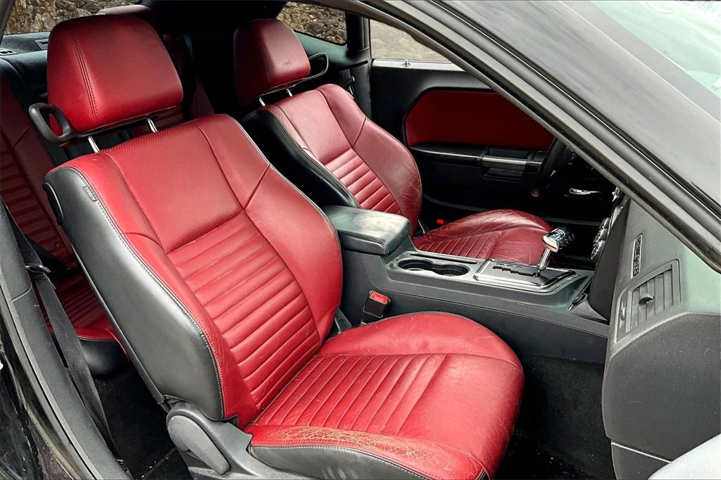 Used 2013 Dodge Challenger R/T image 7