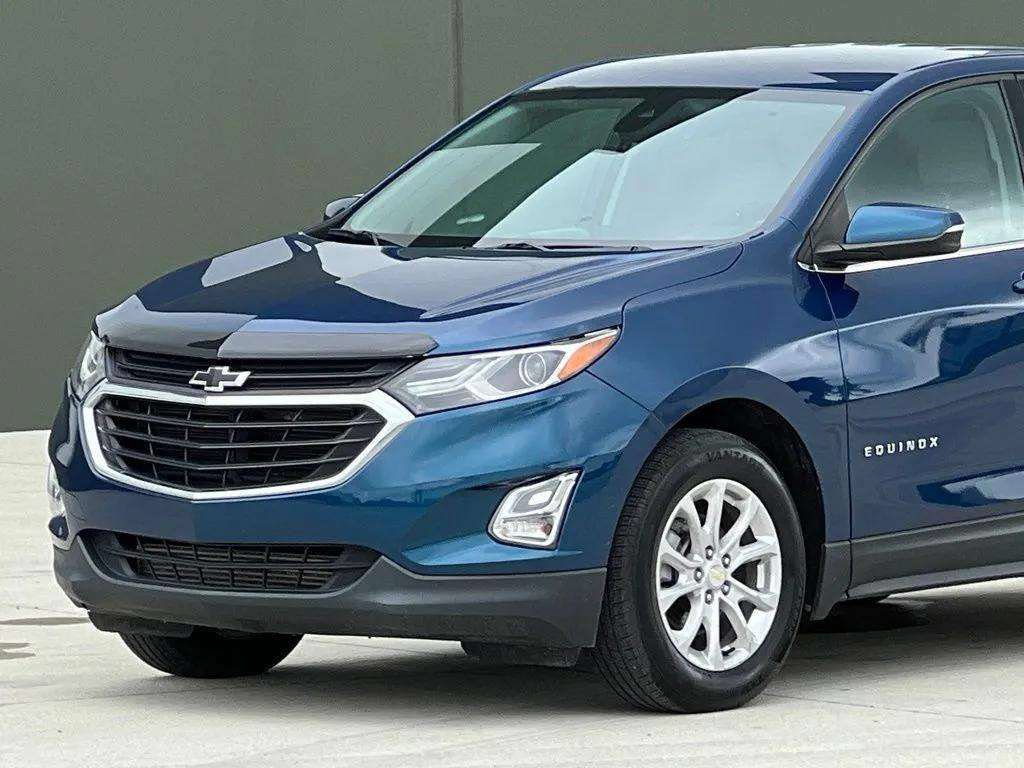 Used 2019 Chevrolet Equinox LT w/ Driver Convenience Package FWD image 31