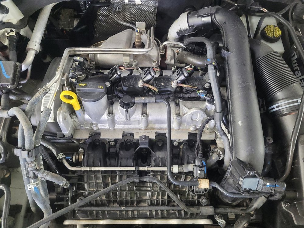 Used 2020 Volkswagen Golf 4-Door image 30