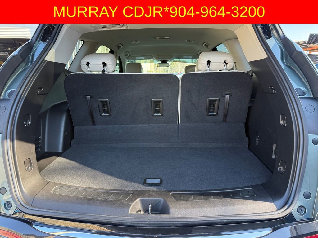 Used 2023 Buick Enclave Essence image 30
