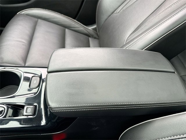 Used 2021 Buick Envision Essence w/ Technology Package I image 21