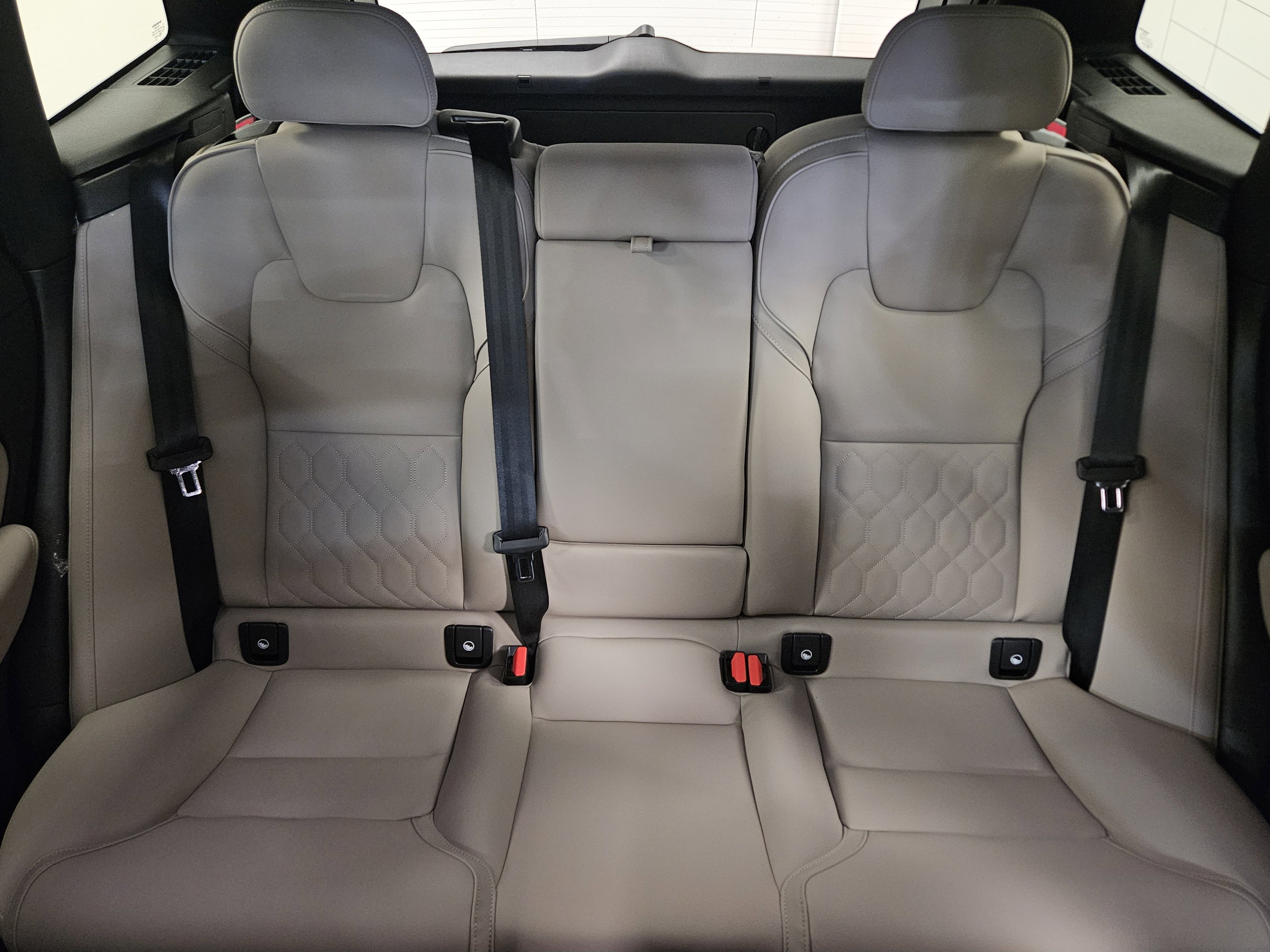 New 2026 Volvo XC60 B5 Core w/ Climate Package AWD/4WD image 40