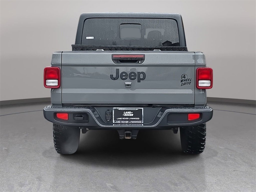 Used 2022 Jeep Gladiator Willys image 7