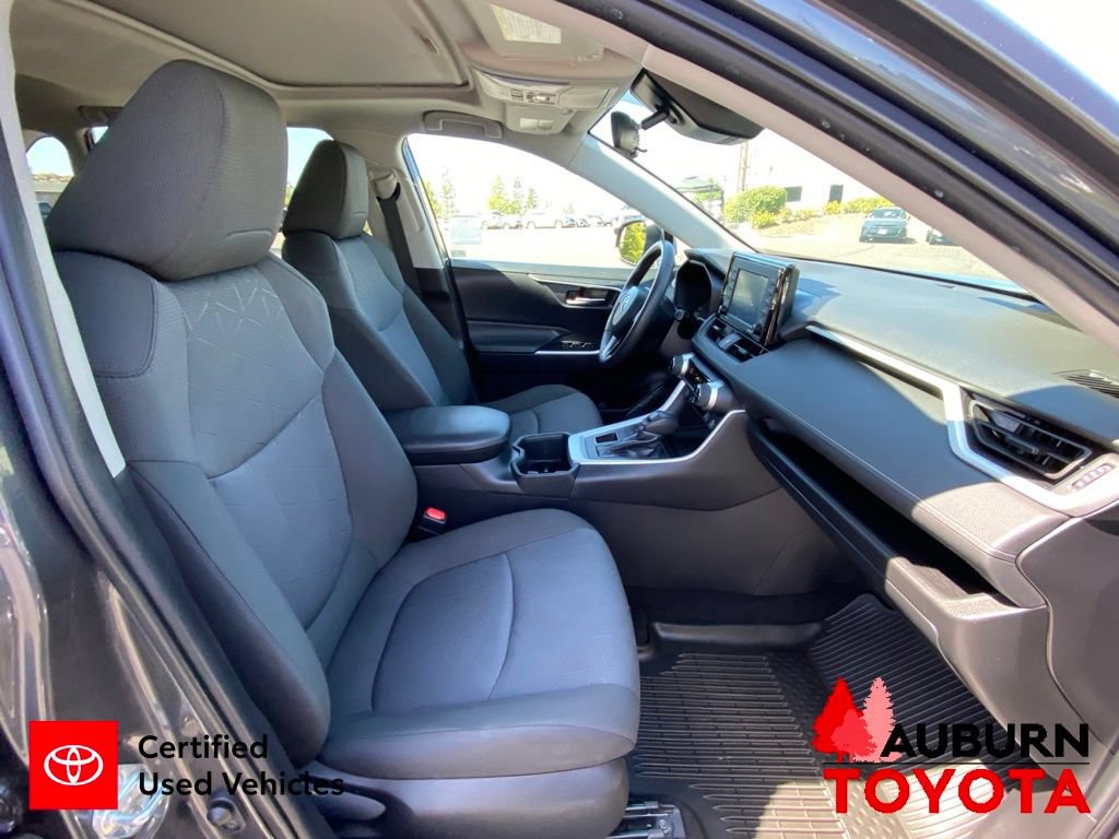Certified 2022 Toyota RAV4 XLE w/ Convenience Package AWD/4WD image 15