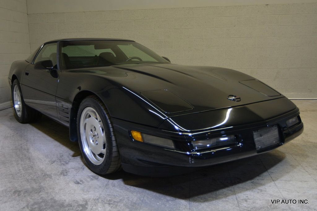 Used 1994 Chevrolet Corvette Coupe image 1