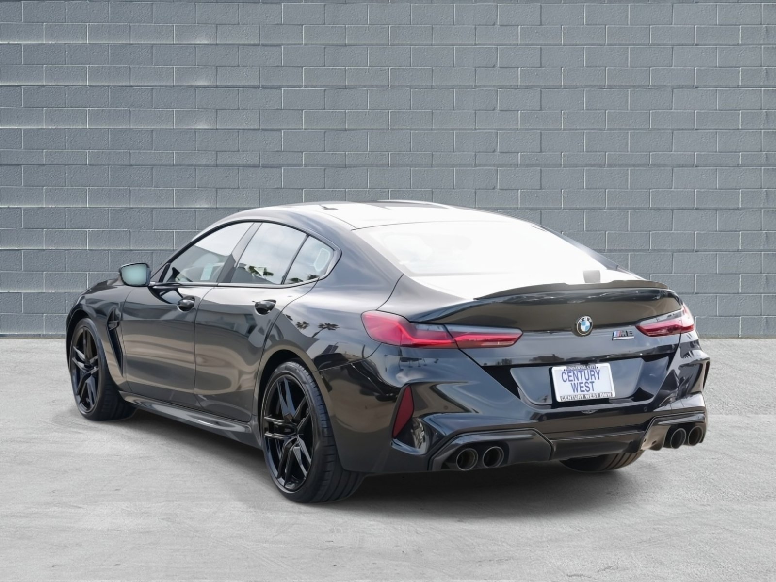 Used 2025 BMW M8 Competition w/ M Carbon Exterior Package image 4