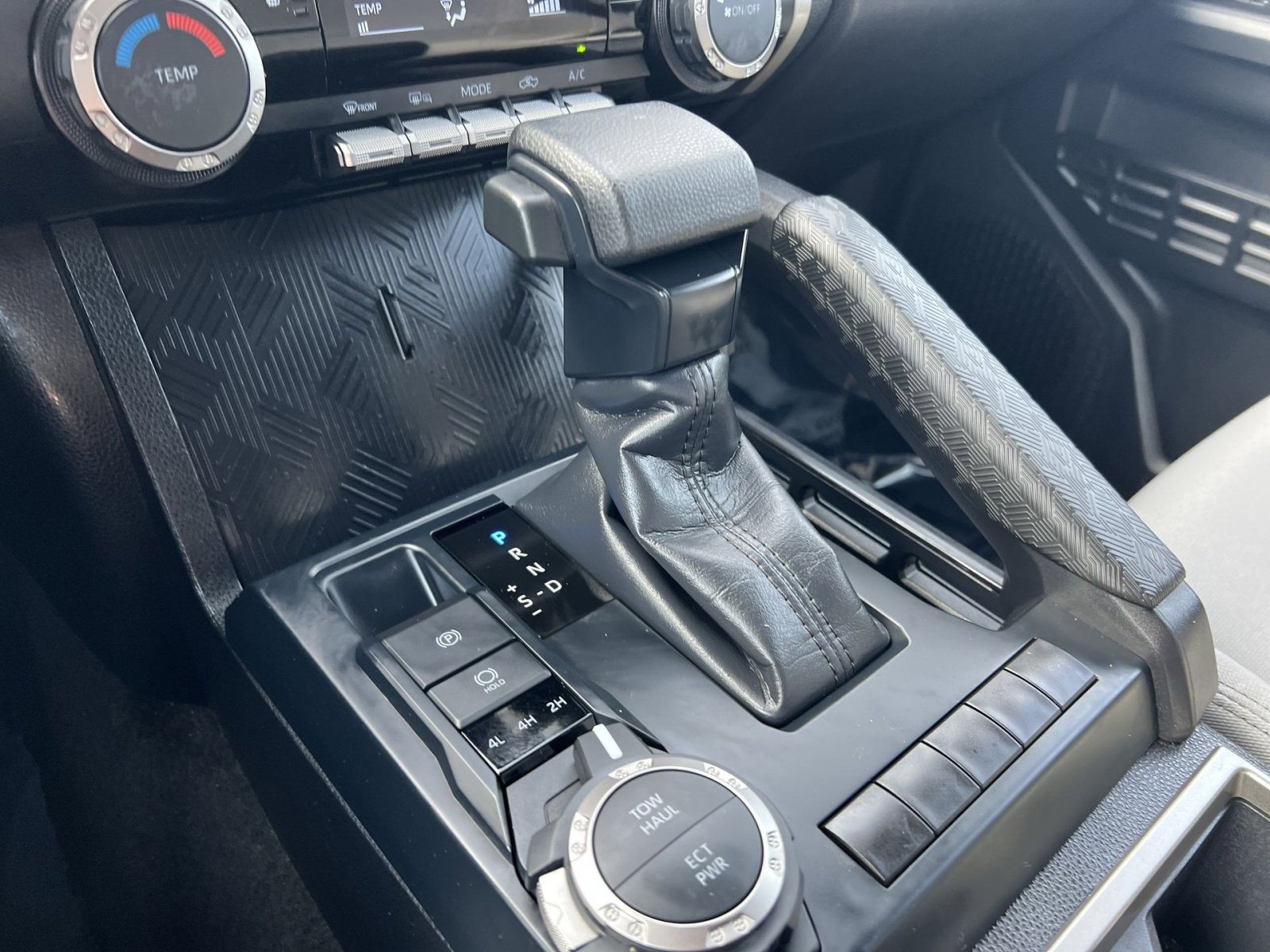 Used 2024 Toyota Tacoma SR5 image 20