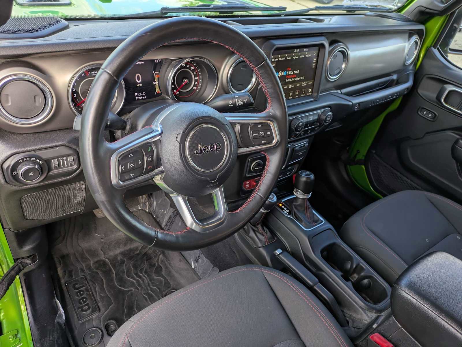 Used 2019 Jeep Wrangler Rubicon image 2