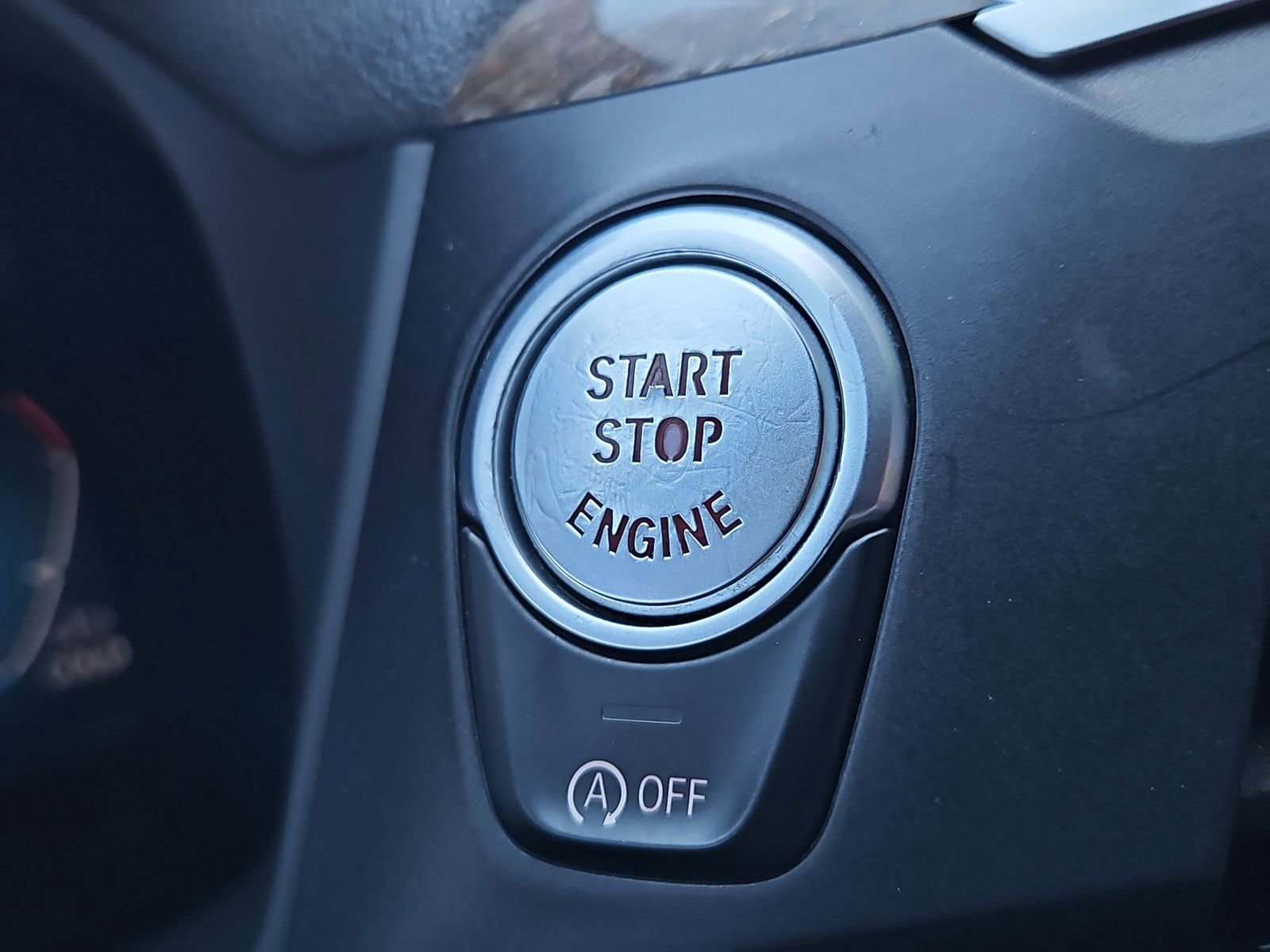 Used 2021 BMW X4 M40i w/ Executive Package image 27